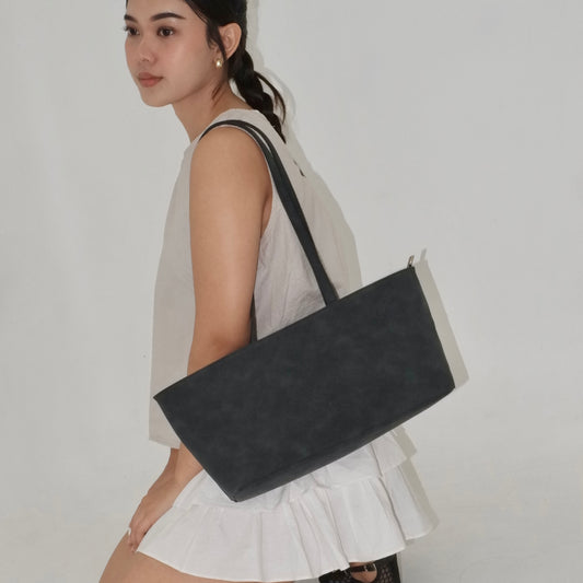 Zou Zou in Midnight Seed